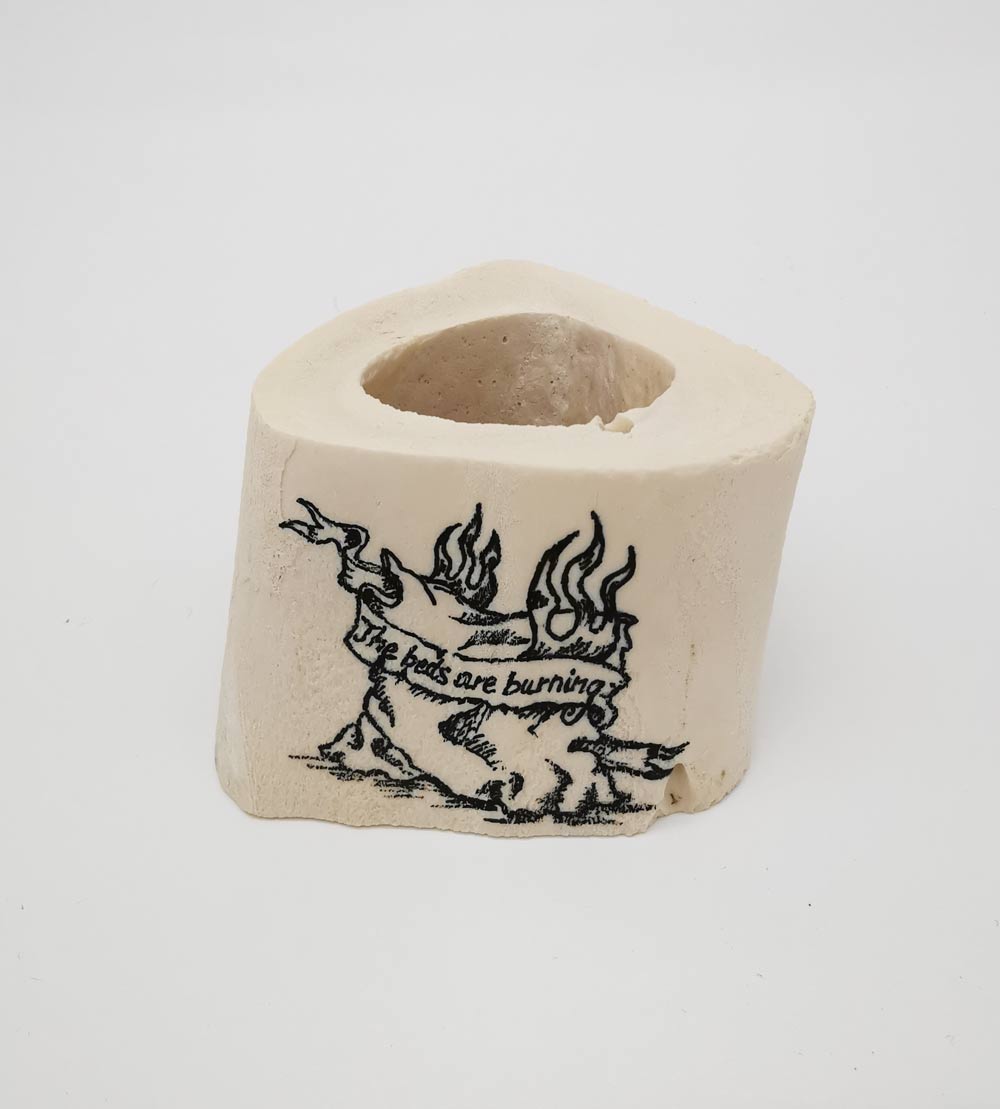 bettina-ulitzka-the-beds-are-burning