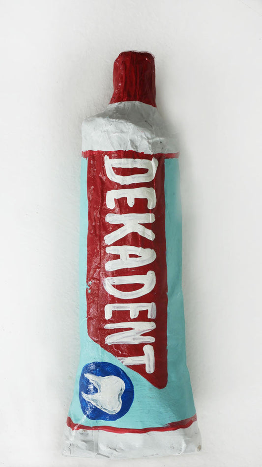 Silky, Dekadent, Pappmachee